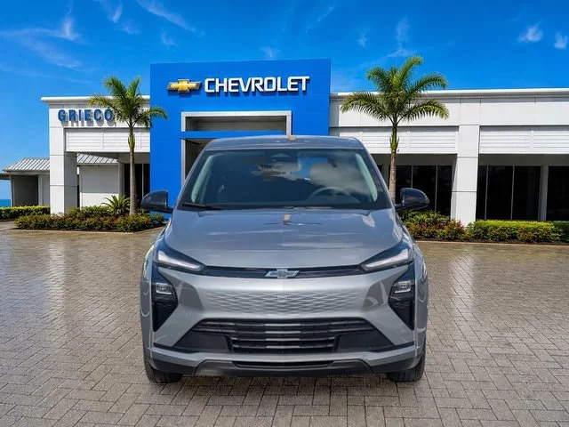 New 2027 Sterling Grey Metallic Chevrolet LT image 2