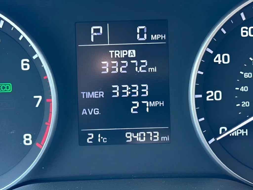 Used 2017 White Hyundai SE image 18