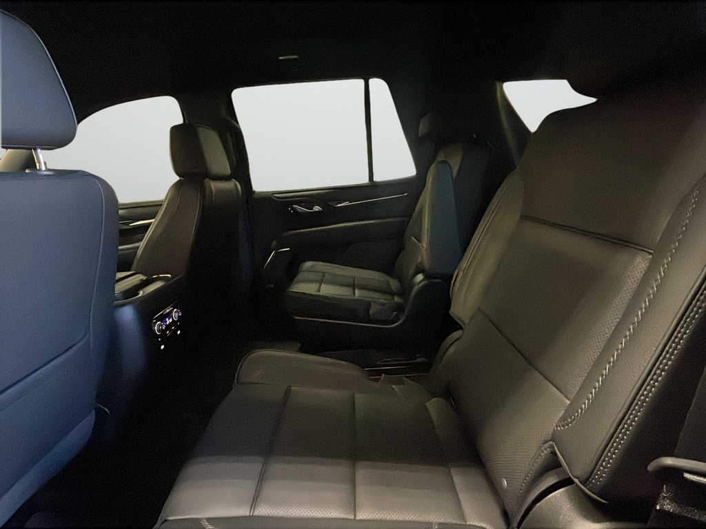 Used 2023 Silver GMC Denali image 27