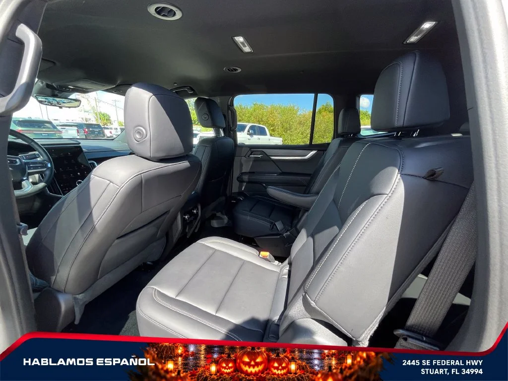 Used 2026 Sterling Metallic GMC Elevation image 13