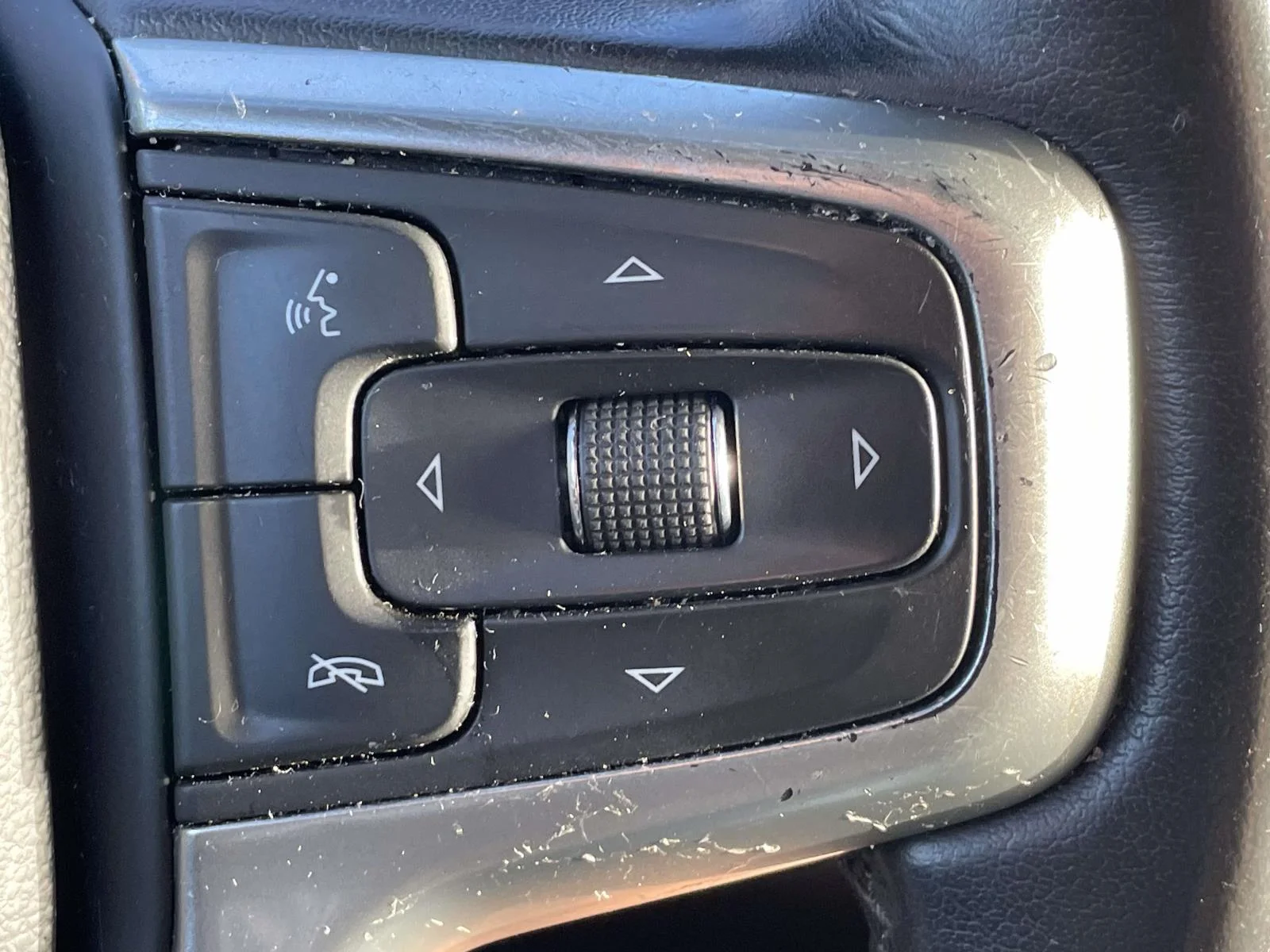 Certified Used 2022 SUMMIT WHITE Chevrolet LT image 28
