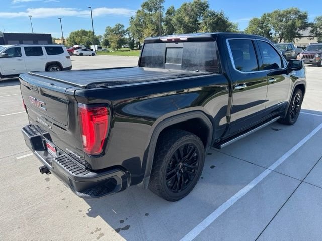 Used 2019 Black GMC Denali image 4