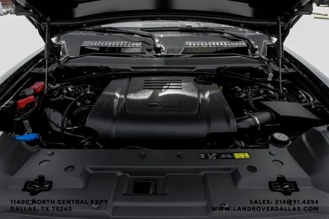New 2026 Santorini Black Land Rover S image 52