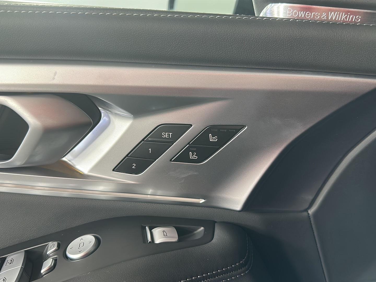New 2026 Black Sapphire Metallic BMW Label image 9