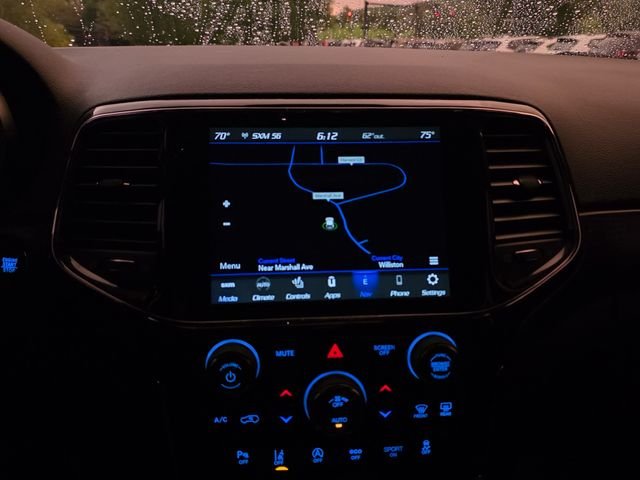 Used 2020 Gray Clearcoat Jeep Altitude image 4