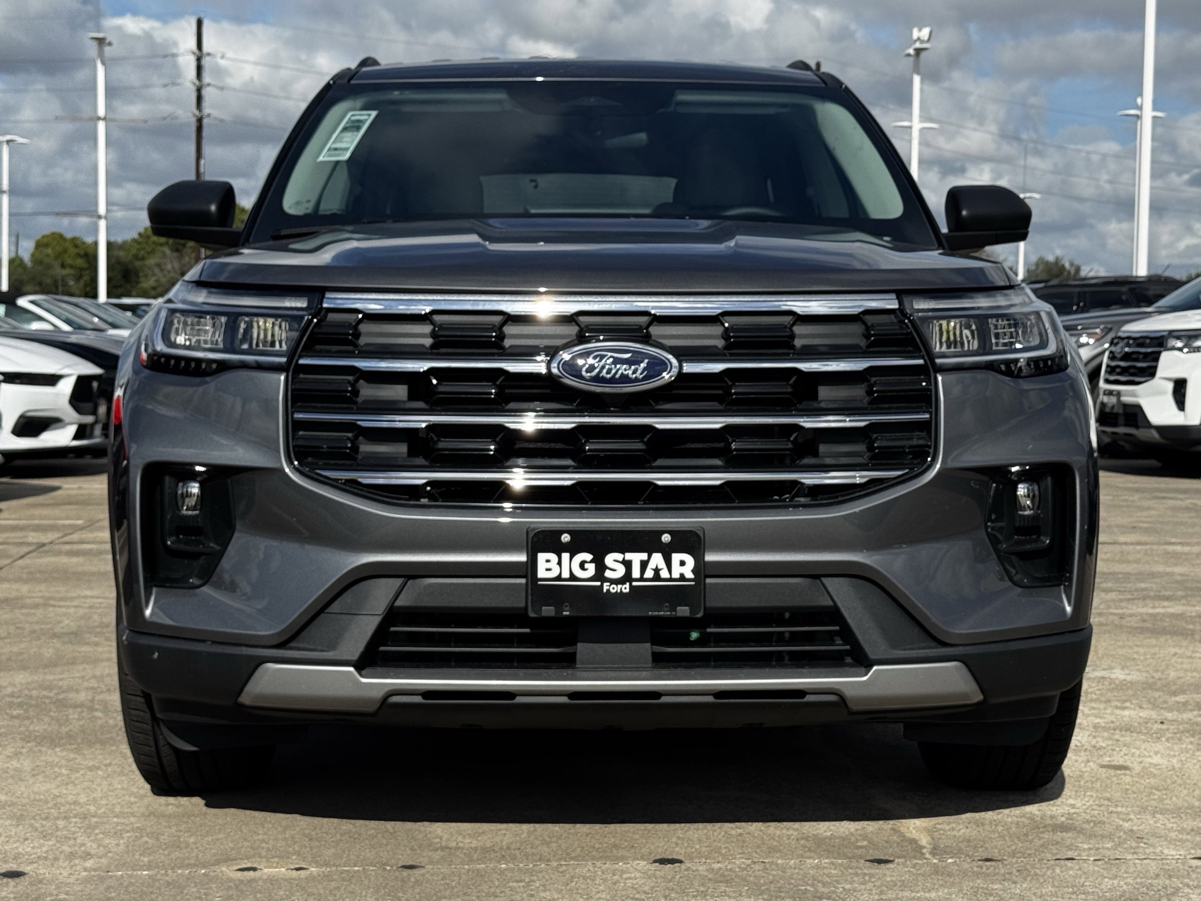 New 2026 Carbonized Gray Metallic Ford Active image 4