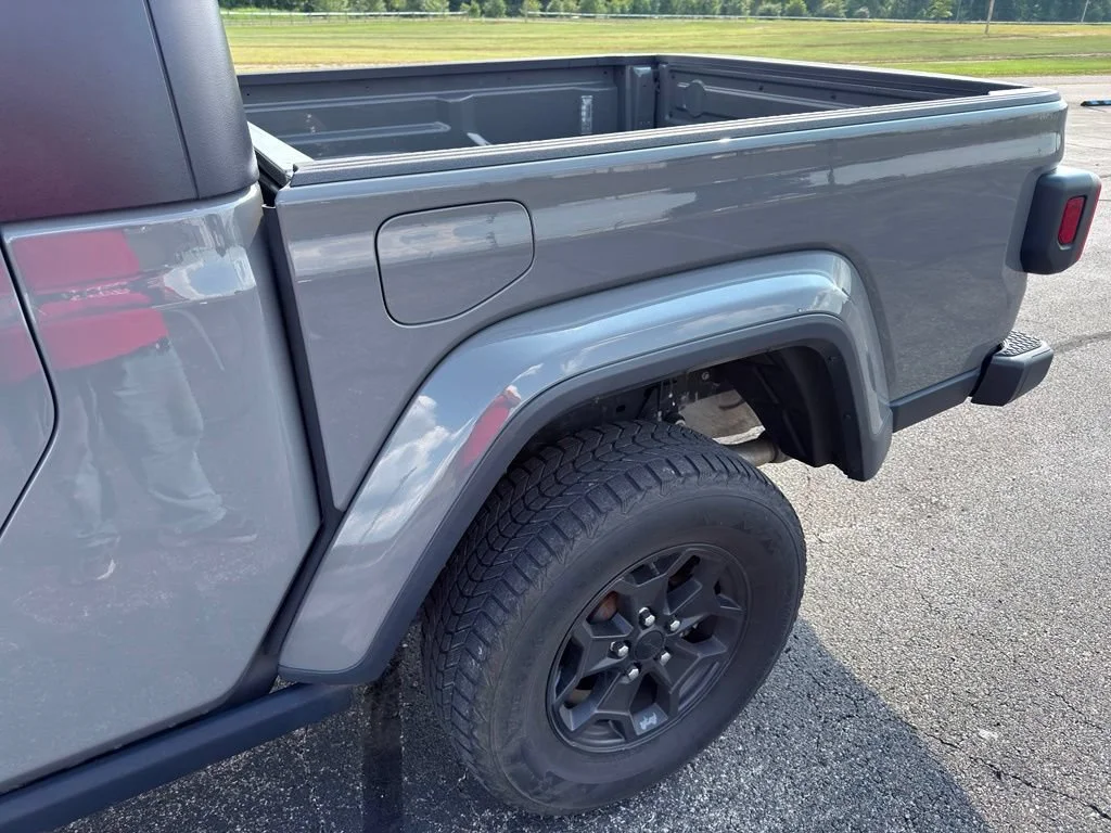 Used 2022 Gray Jeep Willys image 15
