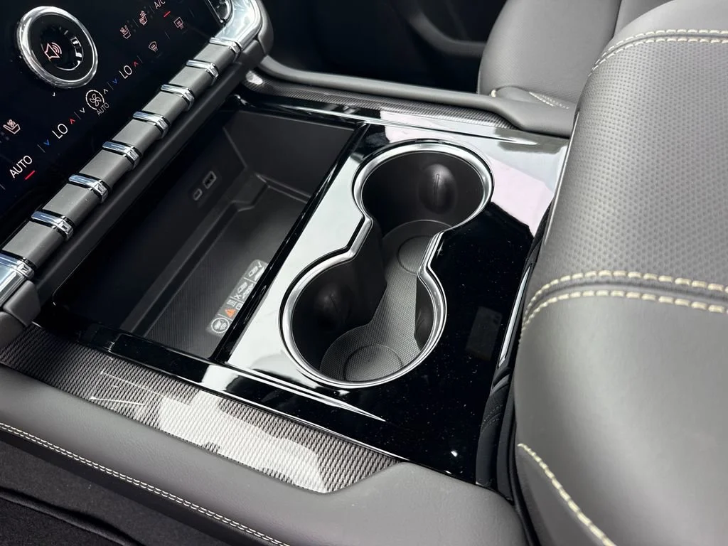 New 2026 Onyx Black GMC Elevation image 26