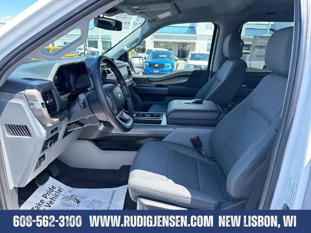 New 2026 Oxford White Ford XLT image 44