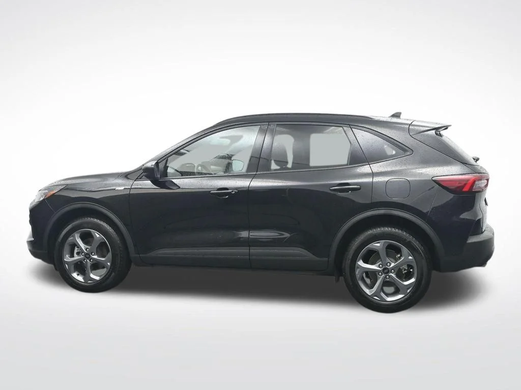 2025 Ford Escape ST-Line - Photo 10