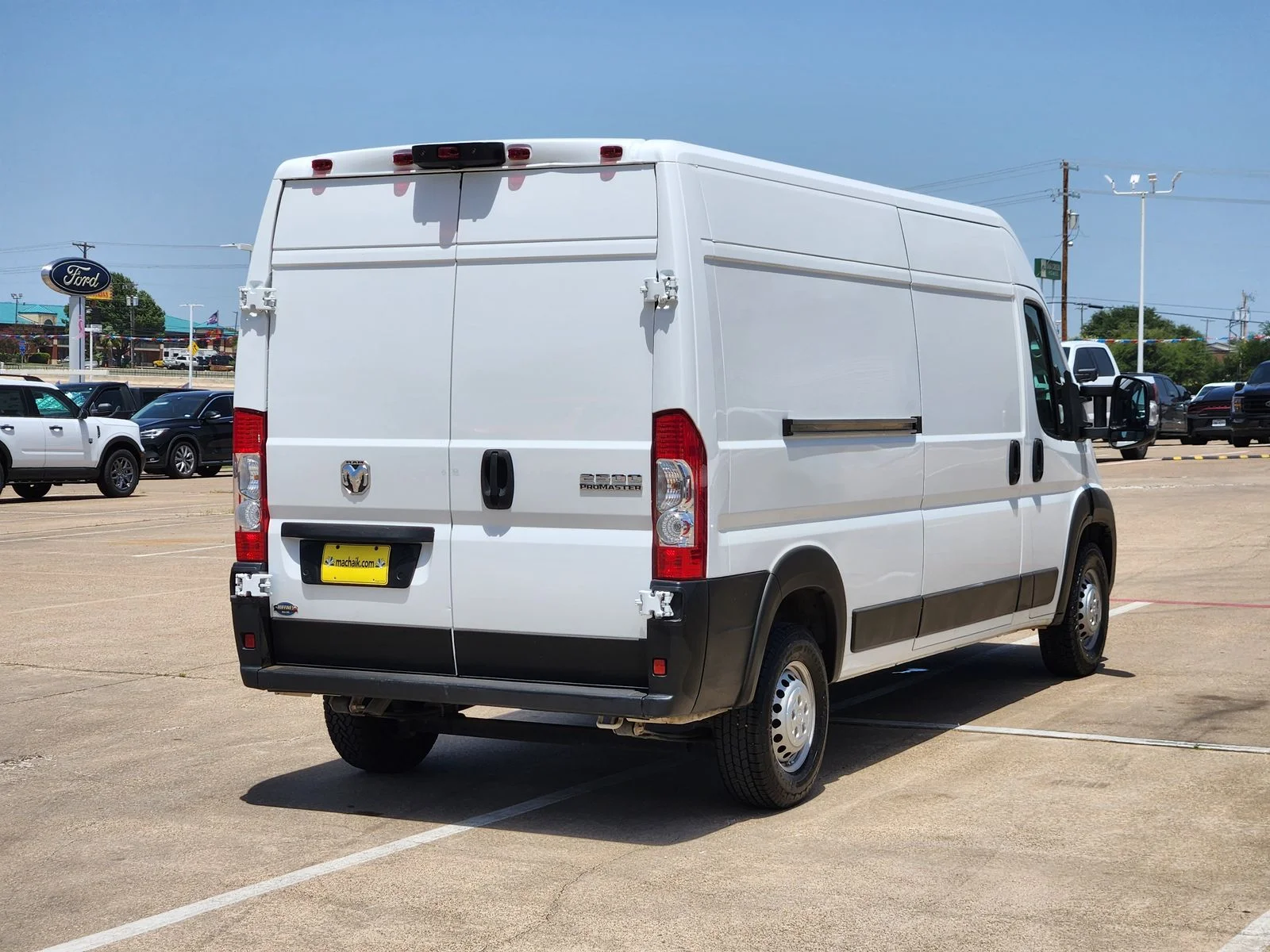 Used 2023 White Ram High Roof image 6