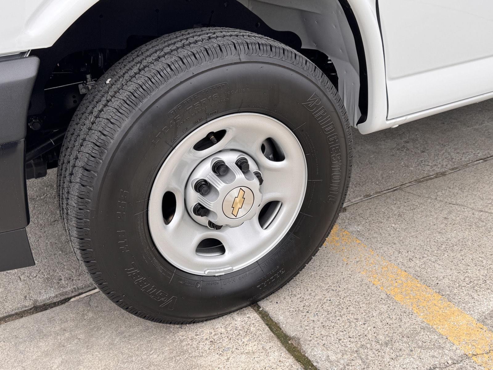 2026 Chevrolet Express Cargo Work Van - Photo 36