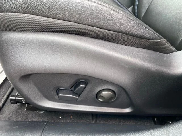 Used 2026 White Jeep Limited image 19