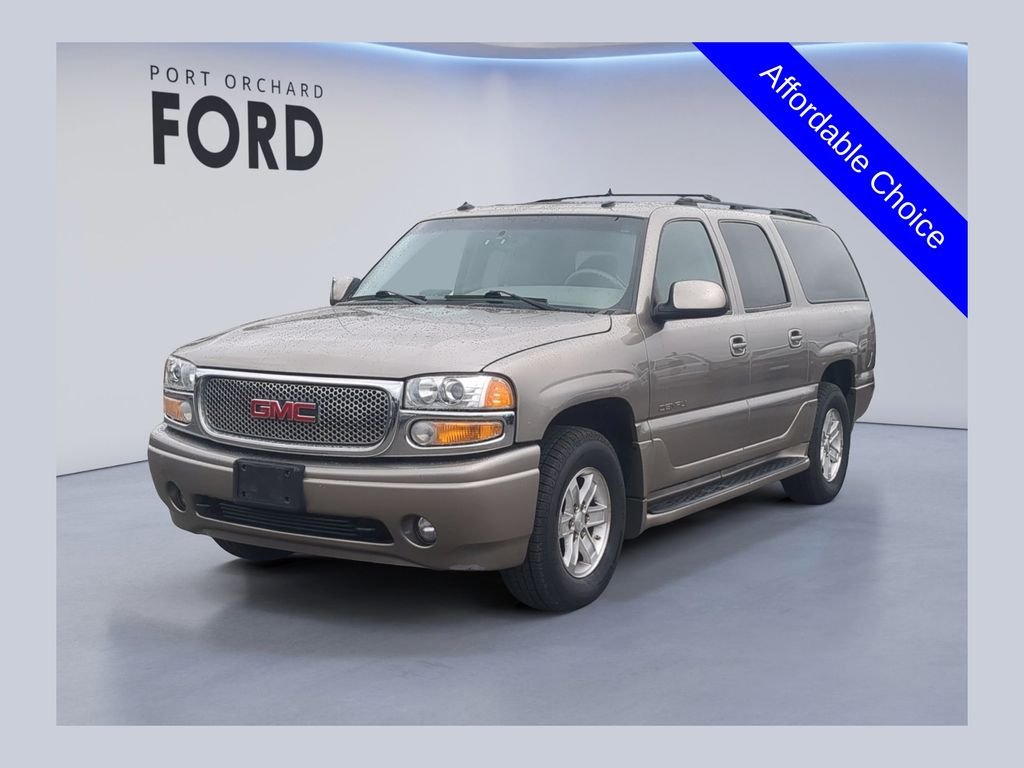 2003 GMC Yukon Denali's photo