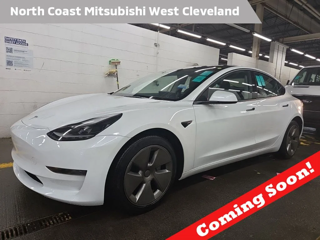 2023 Tesla Model 3 -'s photo