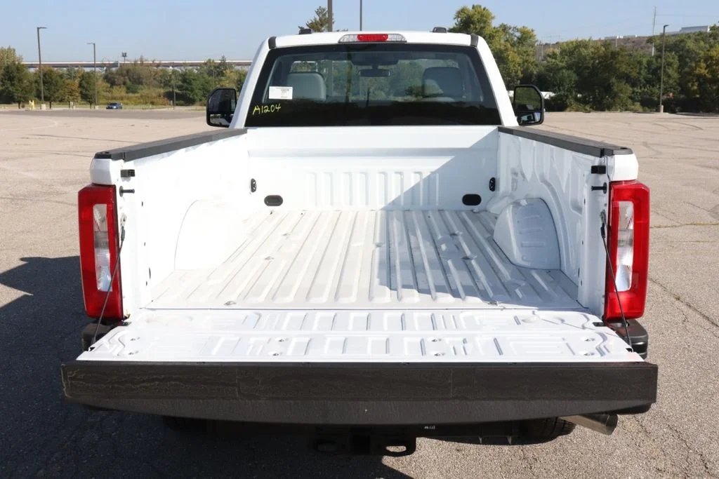 New 2026 Oxford White Ford F-250® XL image 18