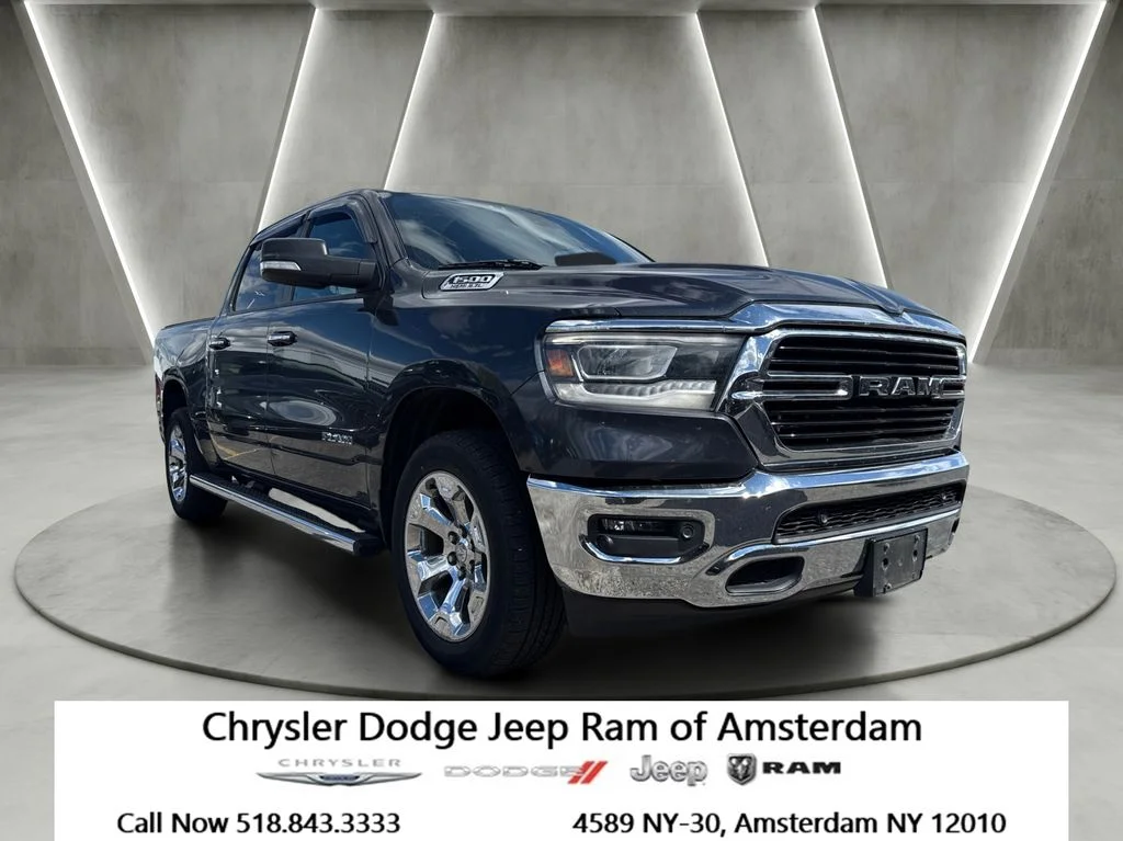 2019 RAM 1500 Big Horn/Lone Star 4x4 Crew Cab 5'7's photo