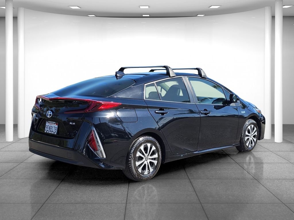Used 2022 Black Toyota XLE image 6