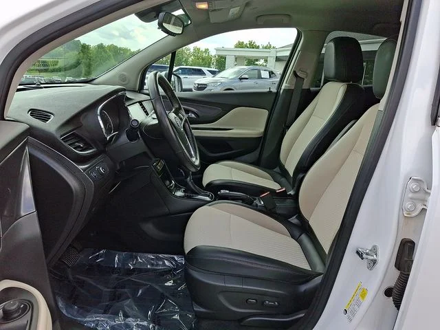 Used 2020 White Buick Preferred image 13