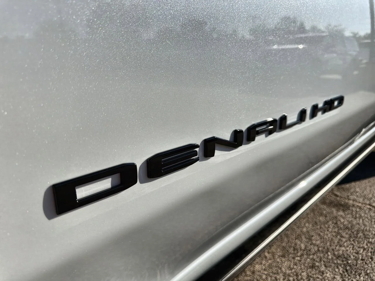 New 2026 Glacier White Tricoat GMC Denali Ultimate image 27
