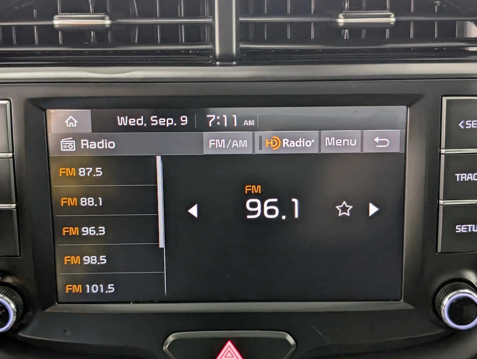 Used 2023 Mars Orange Kia LX image 23