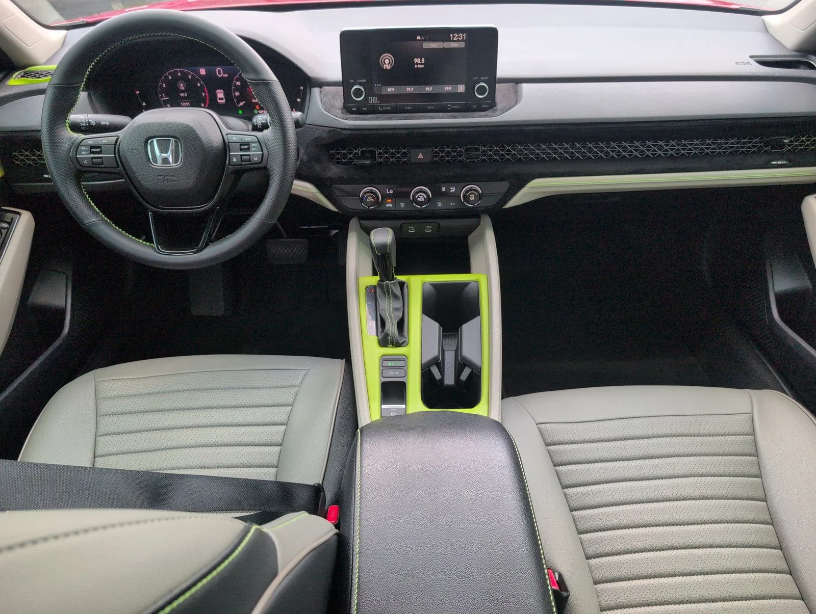 Used 2023  Honda LX image 30