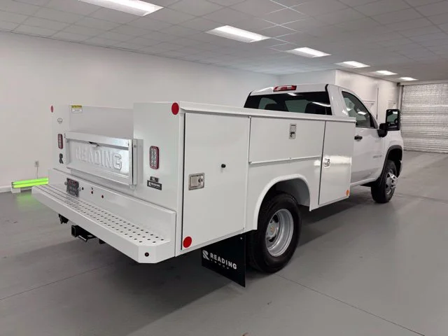 New 2026 Summit White Chevrolet Work Truck image 6