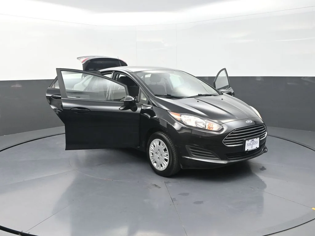 Used 2019 Black Ford S image 30