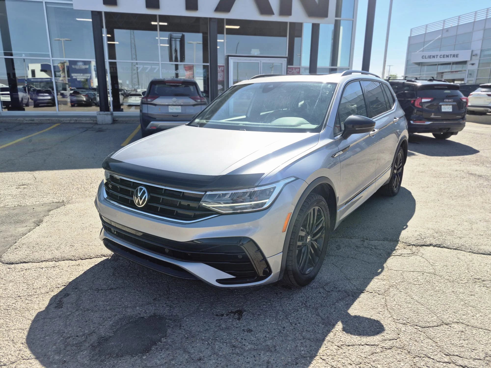 Certified Used 2022 Pyrite Silver Metallic Volkswagen Comfortline R-Line Black Edition*Adaptive Cruise | Remote Start | Htd Leather | Pano Roof | CarPlay image 3