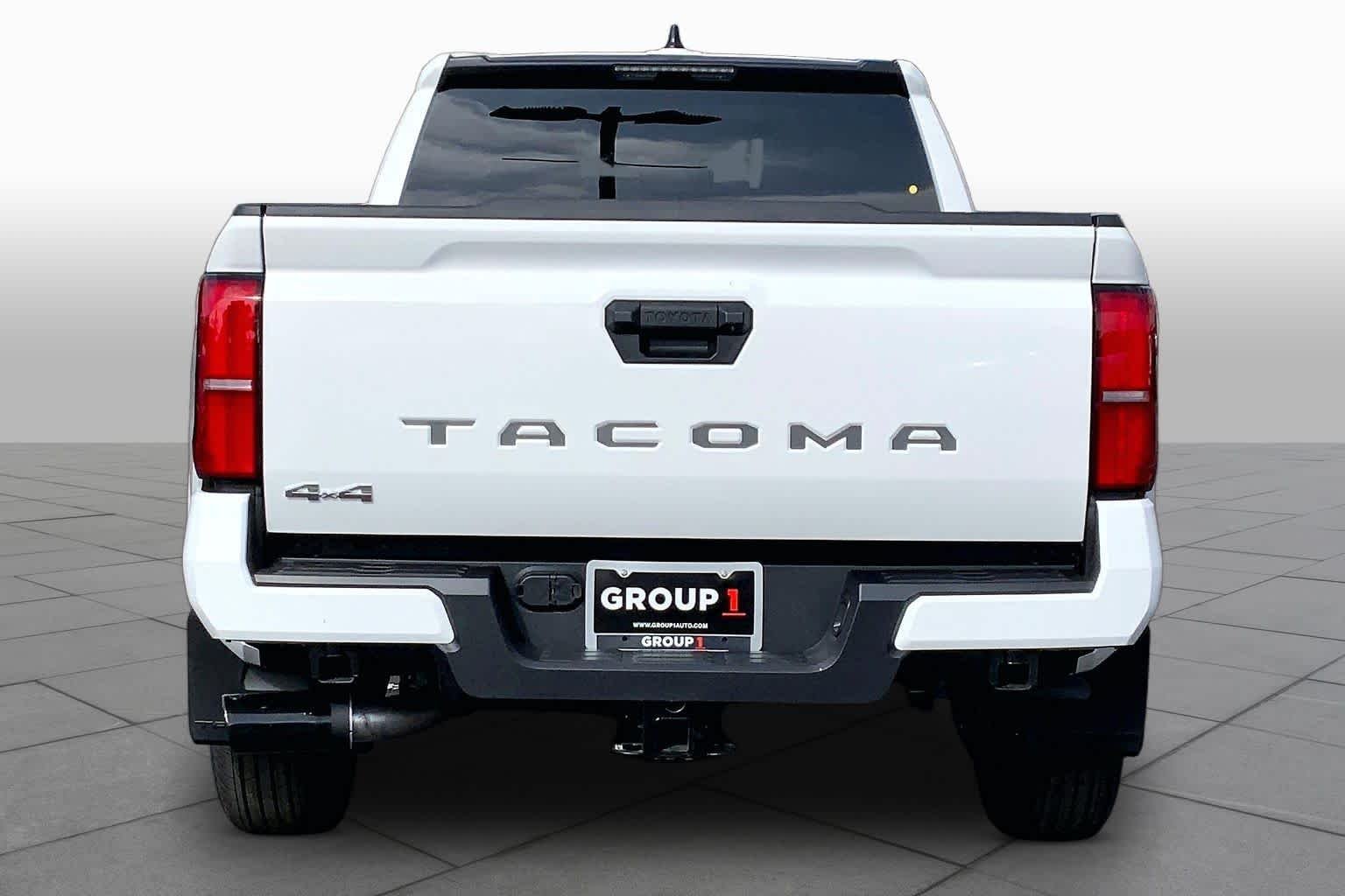 New 2026 Ice Cap Toyota SR5 image 4