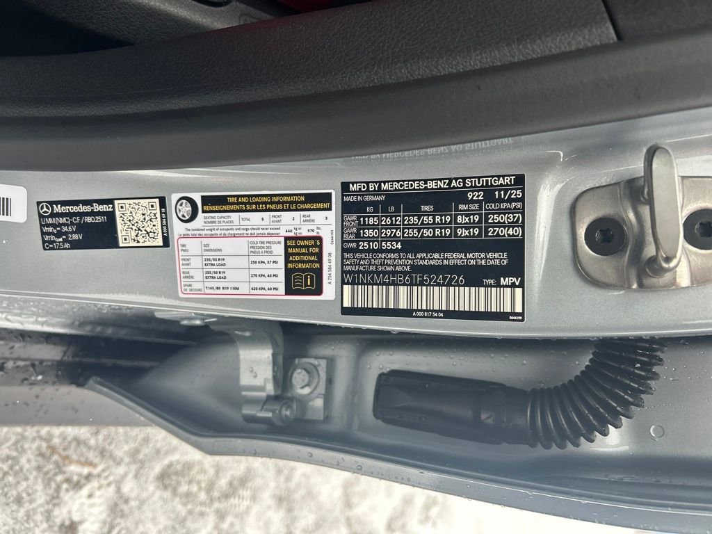 New 2026 Cirrus Silver Metallic Mercedes-Benz GLC 300 image 30