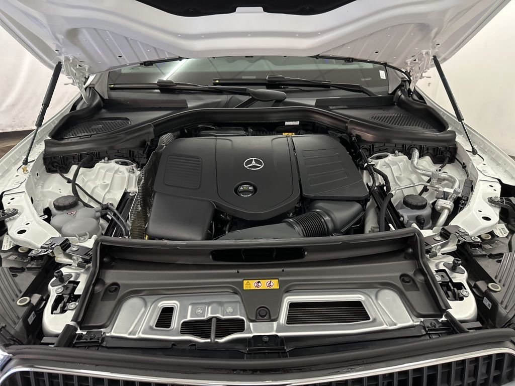 Used 2026 White Mercedes-Benz GLC 300 image 30