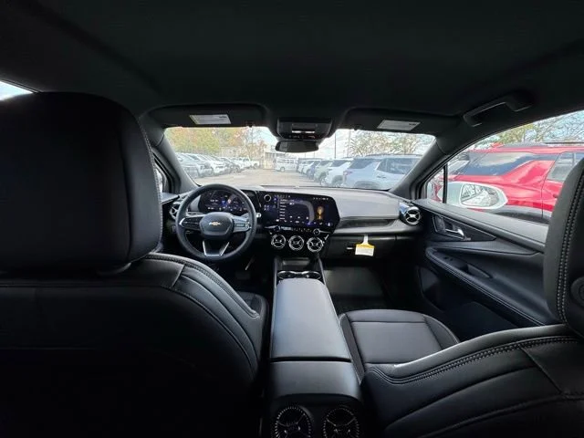 2025 Chevrolet Blazer EV LT - Photo 28