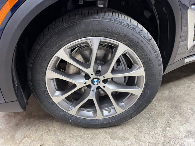 New 2026 Blue BMW xDrive50e image 28