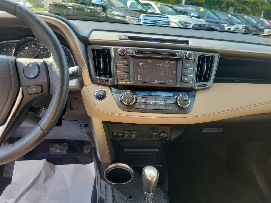 Used 2015 White Toyota Limited image 22