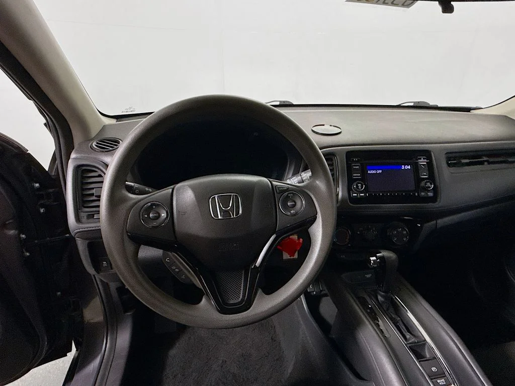 Used 2017 Modern Steel Metallic Honda LX image 12
