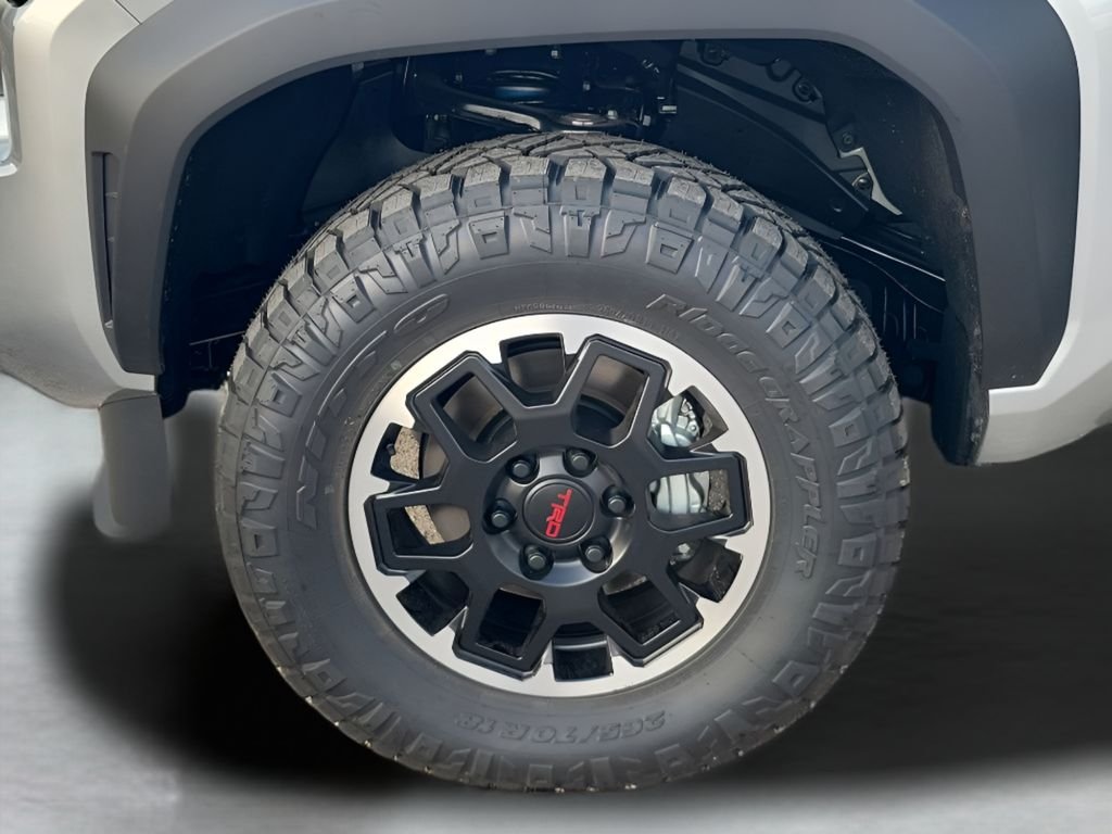 2025 Toyota Tacoma TRD Off Road - Photo 17