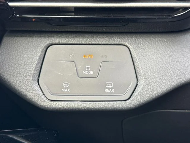 New 2026 Deep Black Pearl Volkswagen Pro image 42