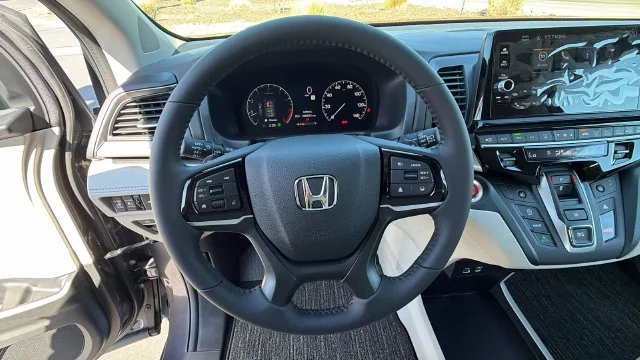 2026 Honda Odyssey EX-L - Photo 23