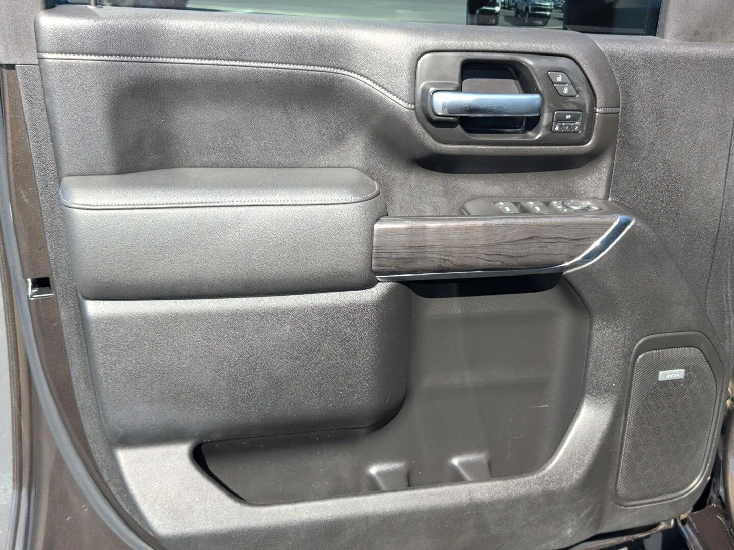 Used 2021 OXFORD BROWN METALLIC Chevrolet LTZ image 10