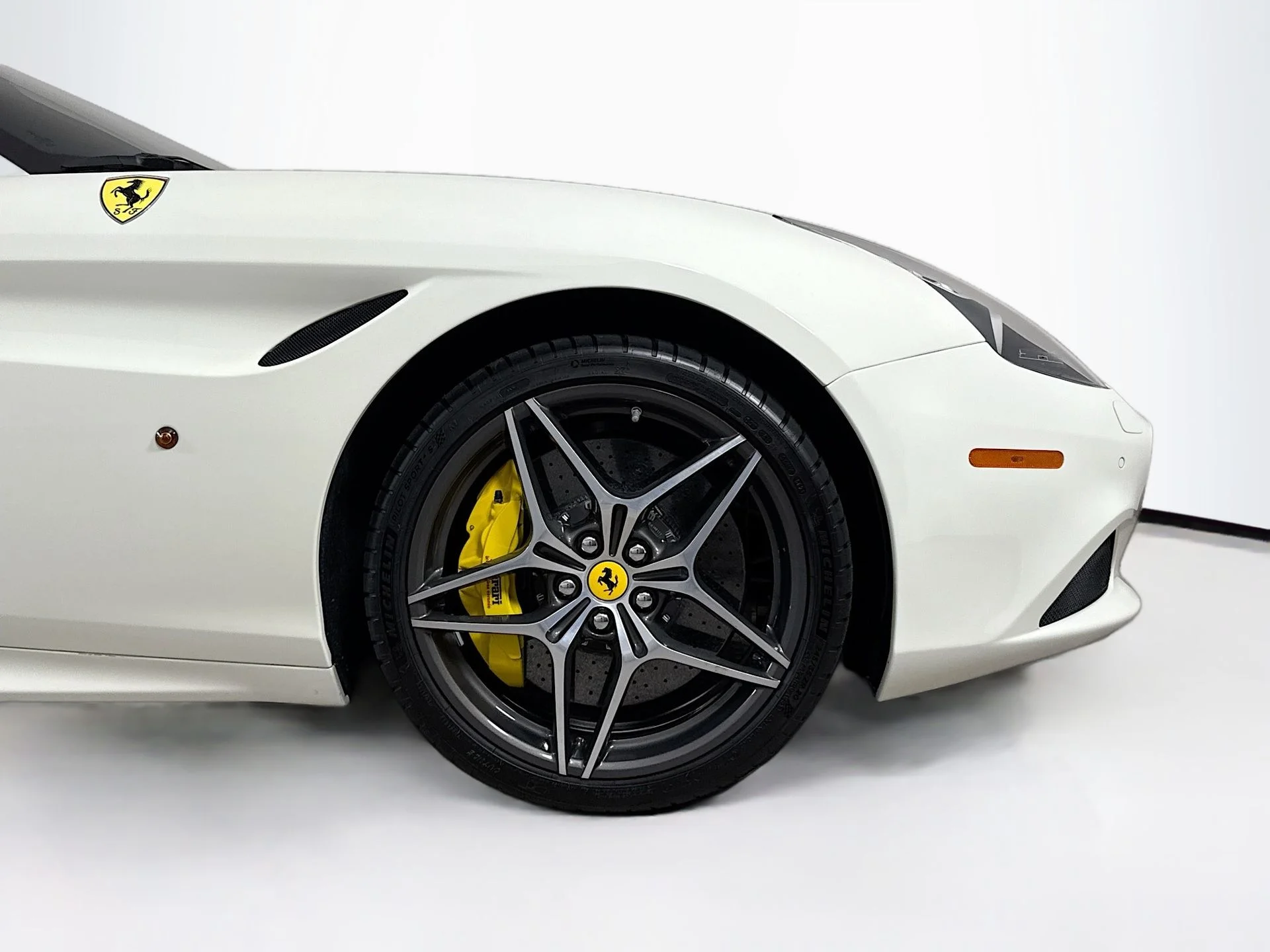 Certified Used 2017 Bianco Avus Ferrari T image 28