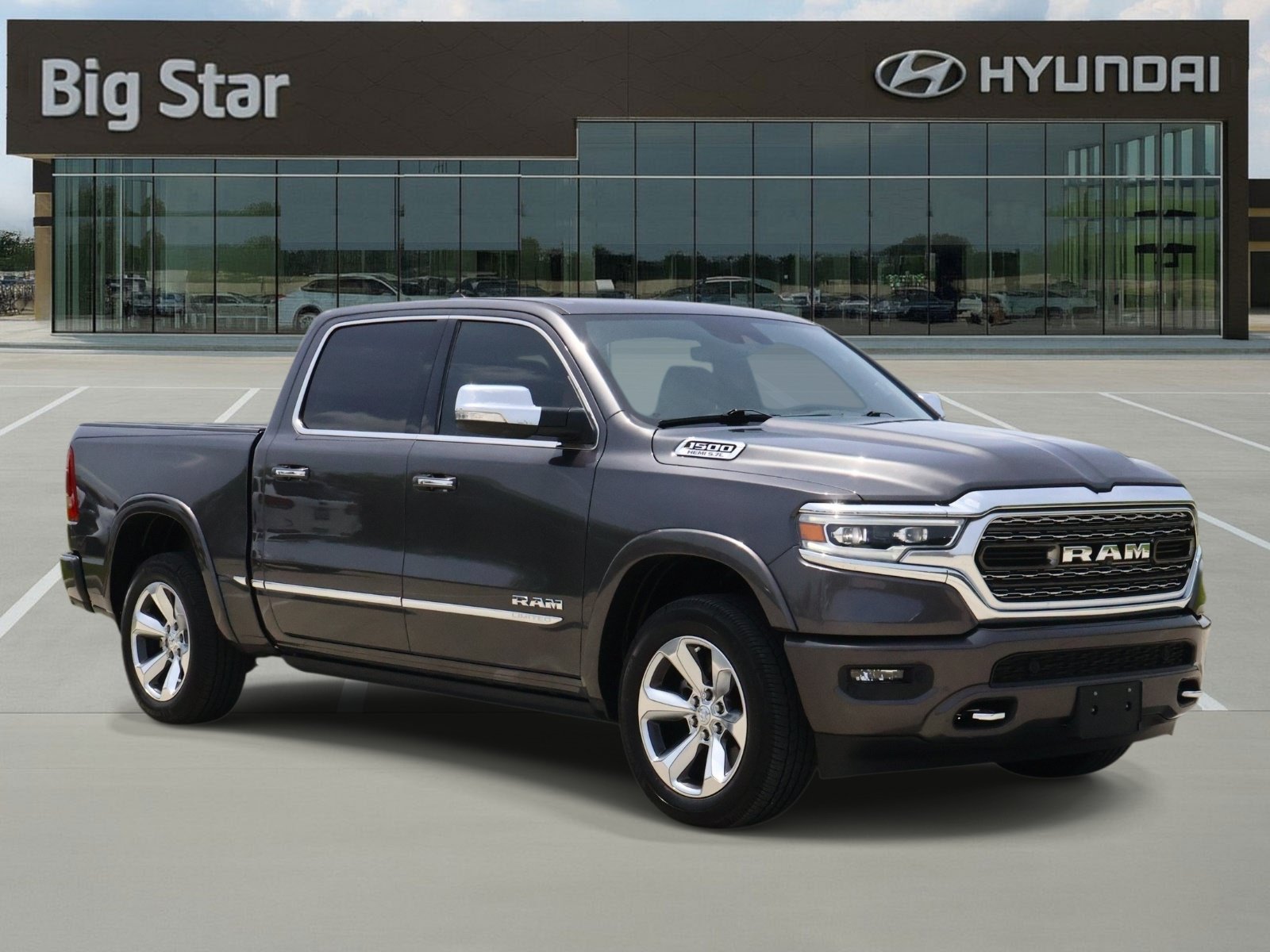 Used 2020 Granite Crystal Metallic Clearcoat Ram Limited image 6