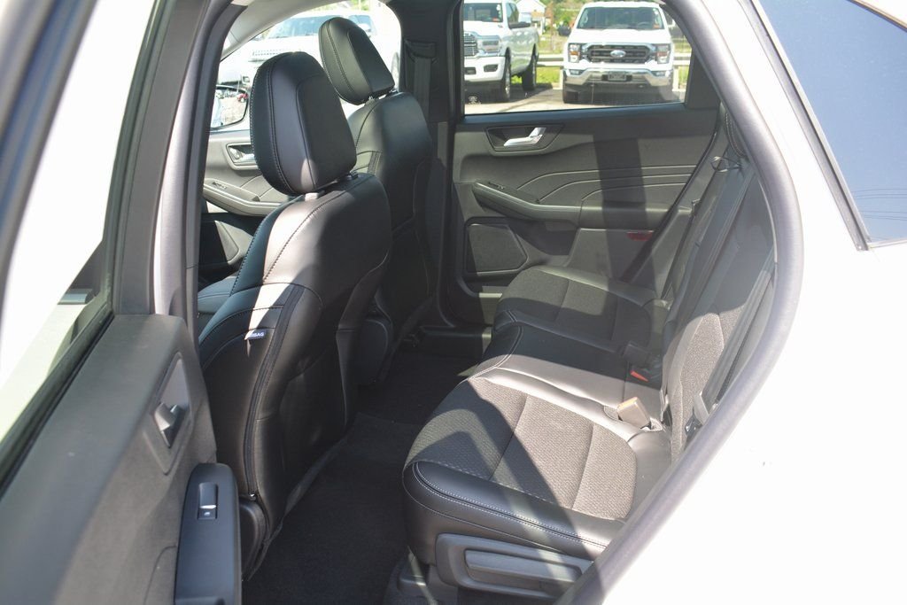 2025 Ford Escape Plug-in hybrid PHEV - Photo 17