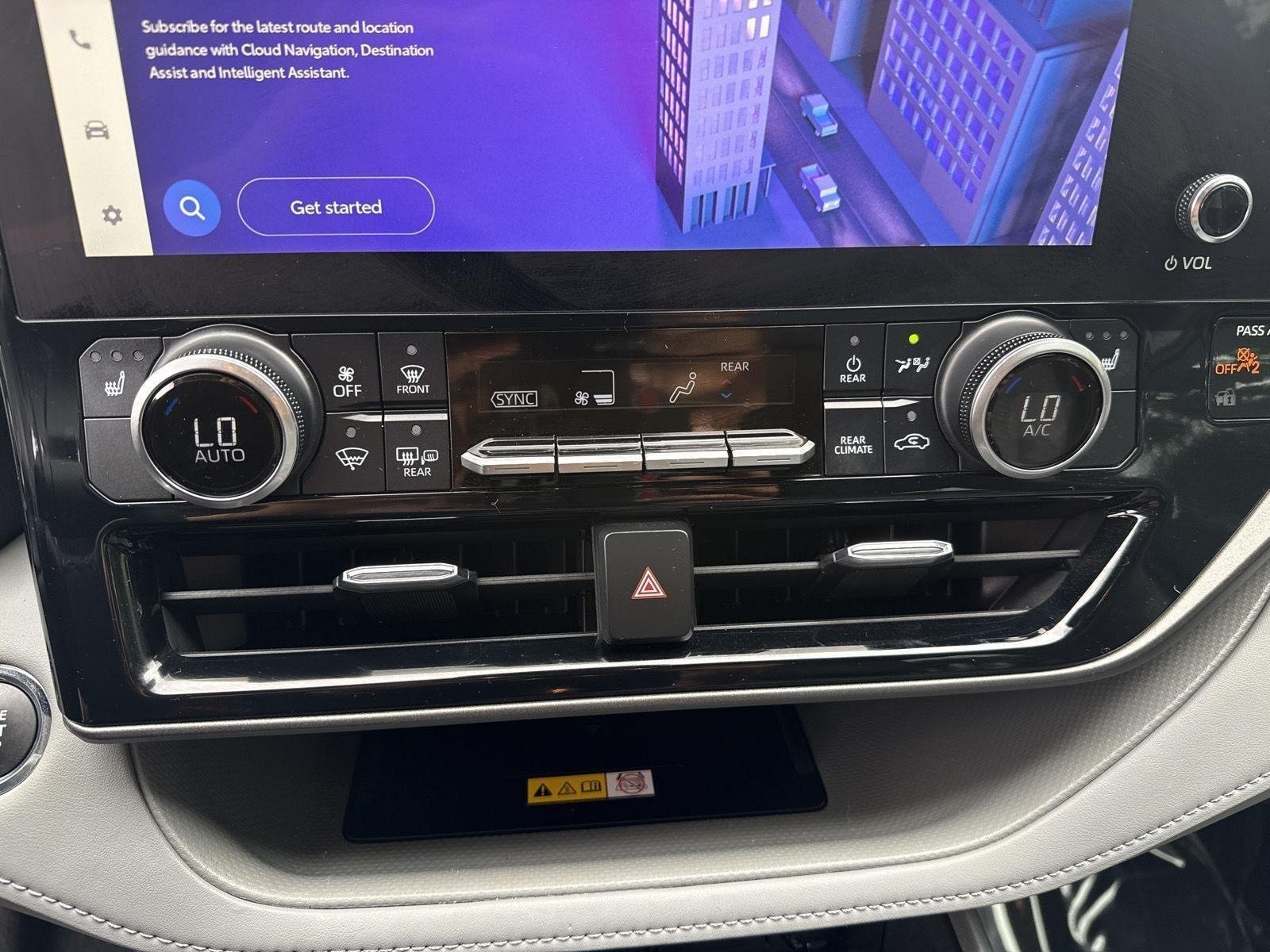 Used 2023 Wind Chill Pearl Toyota XLE image 21