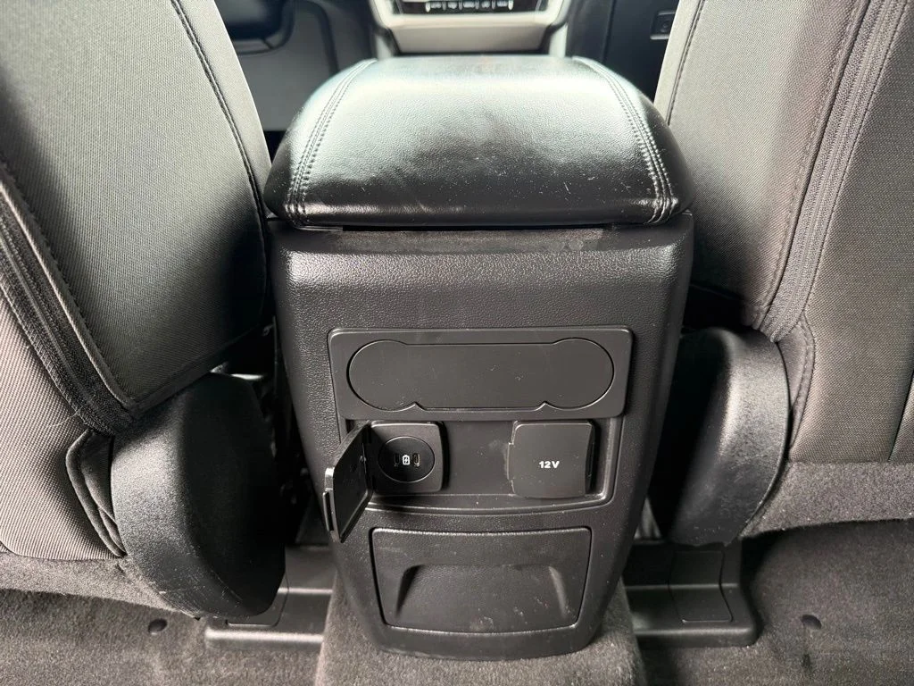 Used 2023 Black Ford XLT image 25