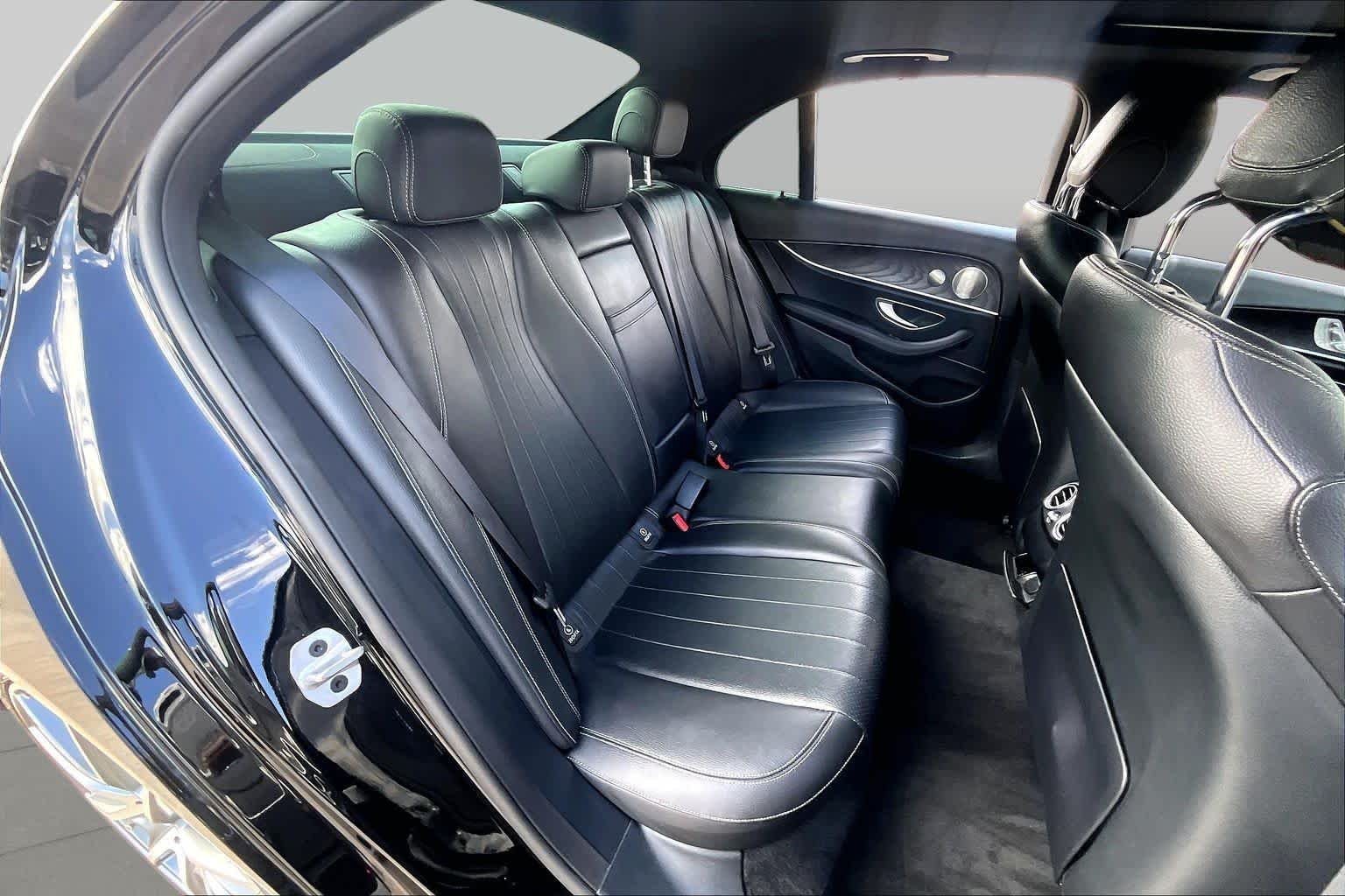 Used 2022  Mercedes-Benz E 350 image 20