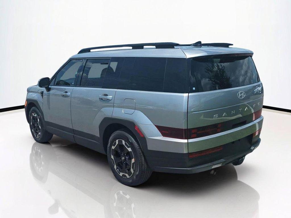 New 2027 Silver Hyundai SEL FWD image 7