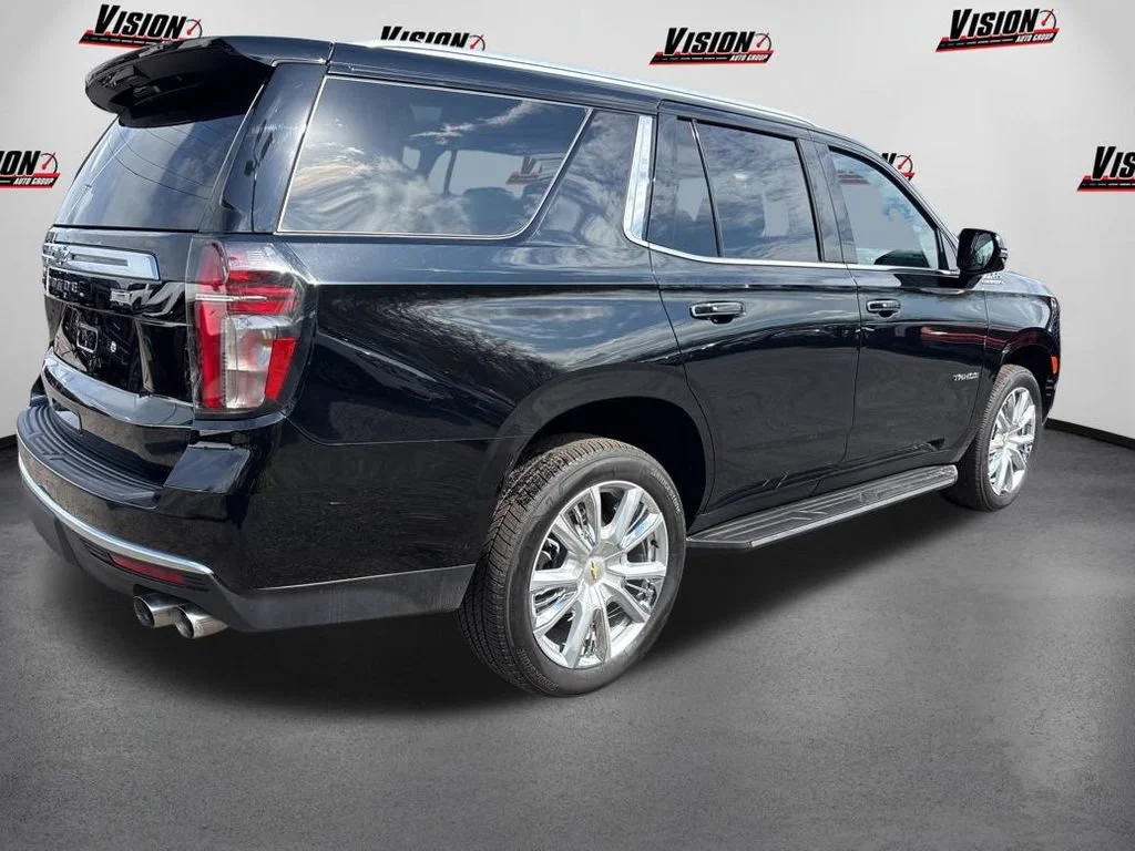 Used 2024 Black Chevrolet High Country image 5