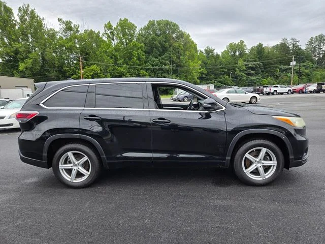 Used 2015 Black Toyota LE Plus V6 image 9