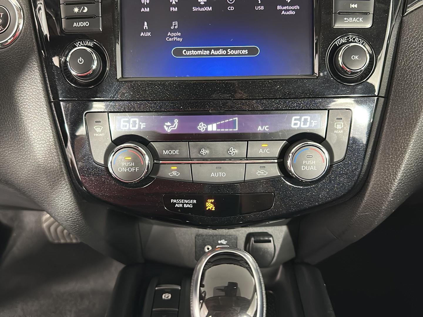 Used 2022 Gun Metallic Nissan SL image 33